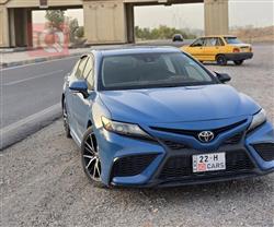 تۆیۆتا کامری